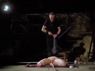 묶여 올라 비탄 노예 외침 에 고통 속박 과 속박, 지배, 사디즘, 마조히즘 섹스 비디오